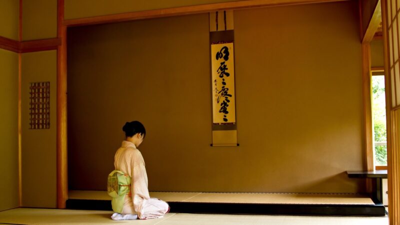 家系と直系の違いとは【行政書士監修】